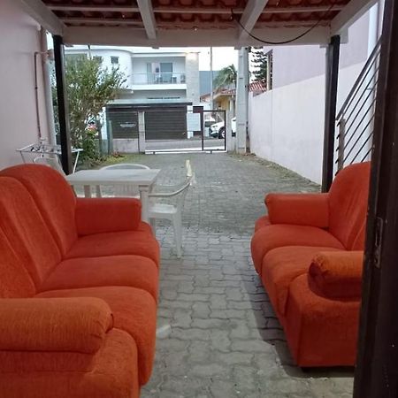 Apartamento Terreo Com Ar Condicionado E 2 Suites Bem Localizado ガロパバ エクステリア 写真