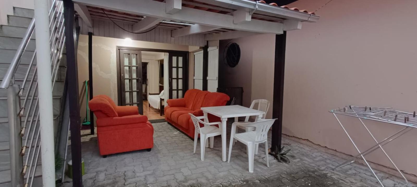 Apartamento Terreo Com Ar Condicionado E 2 Suites Bem Localizado ガロパバ エクステリア 写真